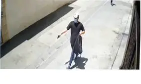  لحظه گروگانگیری سارقان طلافروشی پس از قتل مرد طلافروش در زرندیه/ ویدئو