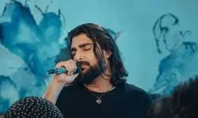 نامی عبداللهی ترانه‌ای از پدرش را بازخوانی کرد/ ویدئو 