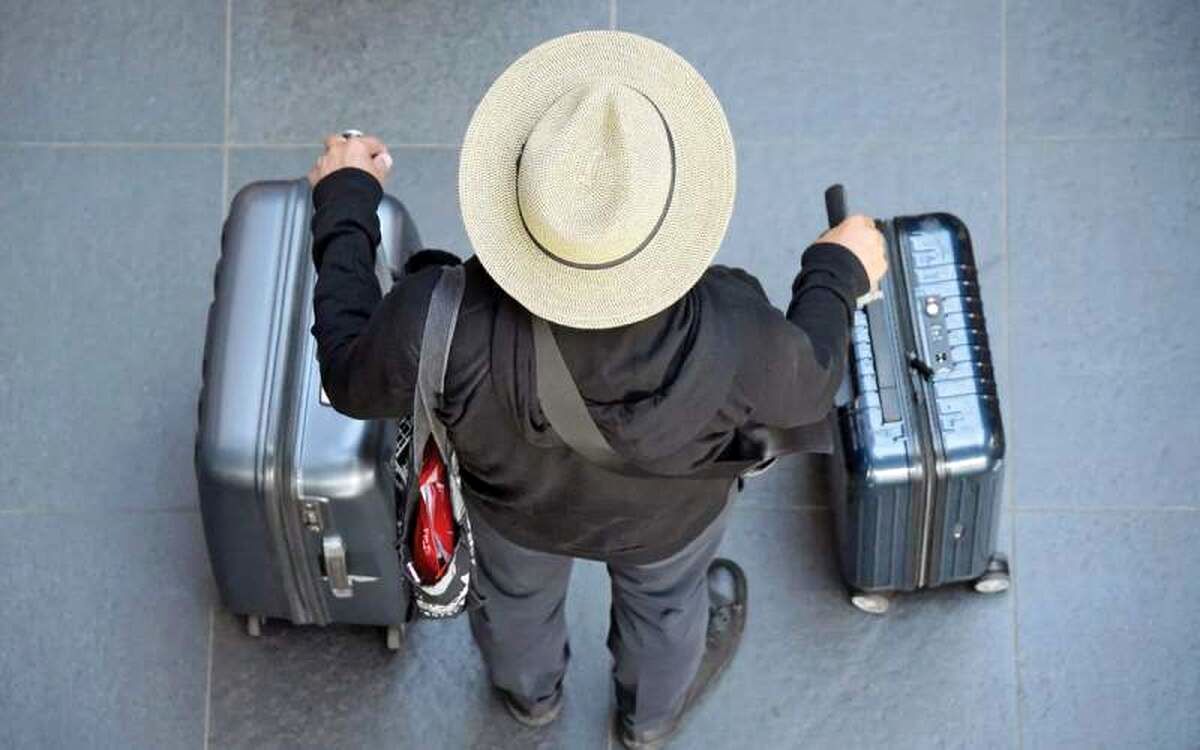 مهاجرت به غرب؛ فرش قرمز برای کسی پهن نکردهاند!