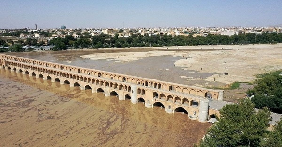 باز کردن مقطعی آب خواسته ما نیست/ مطالبه ما جریان دائمی زایندهرود است
