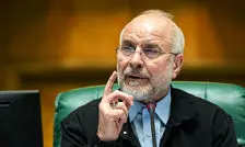 هشدار قالیباف به تجزیه‌طلبان: دست از پا خطا کنید، به زباله‌دان تاریخ می‌روید