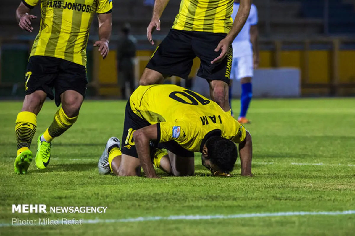 حریف استقلال تمریناتش را مخفی می‌کند