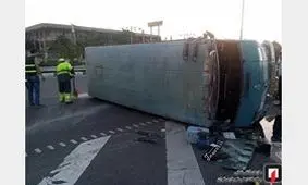 خودروی "شاسی‌بلند" عامل واژگونی مینی‌بوس + تصاویر