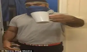 شهرت یک زندانی در اینستاگرام به خاطر غذاهایش!