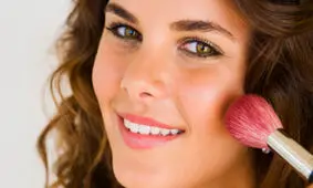 روش های طبیعی برای داشتن گونه هایی زیبا