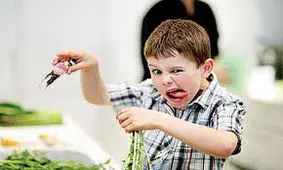 همه چیز درباره بیش فعالی کودکان+ علائم و راه‌های درمان