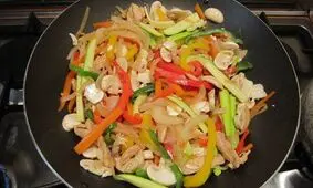 طرز تهیه خوراک دریایی با سبزیجات چینی
