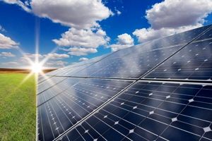 پنل‌های خورشیدی برای تامین برق عشایر توزیع می شود