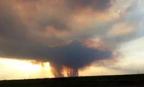 حریق گسترده در زمین زراعی نوبران