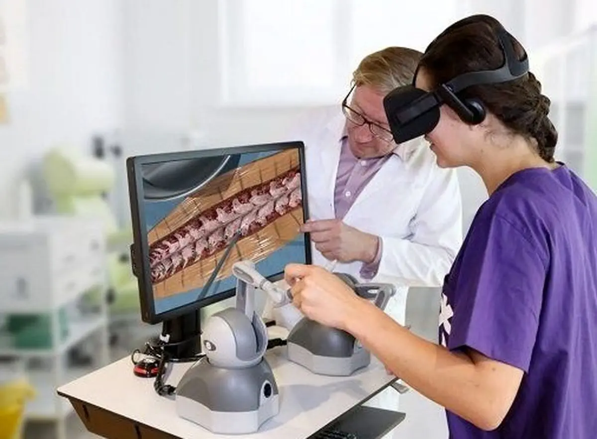 عمل جراحی با هدست واقعیت مجازی ممکن شد