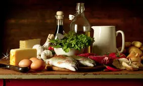 خوراکی‌هایی که خانم‌ها حتما به آن‌ها نیاز دارند