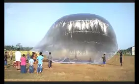 به پرواز درآمدن بالون پلاستیکی به کمک دود آتش