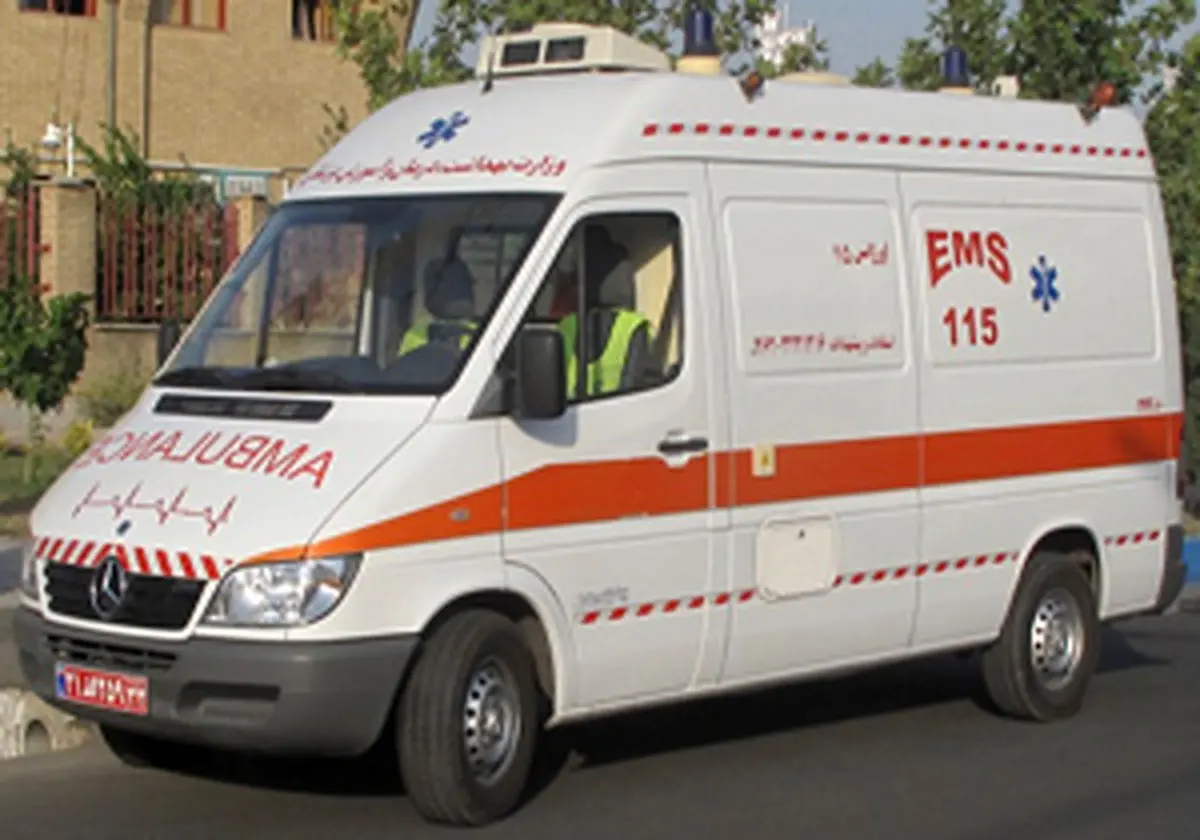 نجات جان نوزاد ۱۰ روزه در فارسان