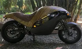 ساخت موتورسیکلت برقی از چوب بامبو