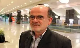 پسرم شهردار چاف و چمخاله است/ پسر دیگرم دانشجوست