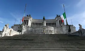 هشدار ایتالیا نسبت به خطر سقوط یورو