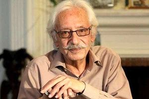 گریه جمشید مشایخی برای درگذشت عزت الله انتظامی