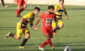 توقف پرسپولیس برابر نفت در نیمه اول/ سرخ‌ها بی‌آزار و کم رمق