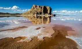 کاهش یک سانتی متری سطح تراز آب دریاچه ارومیه + جدول