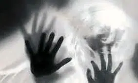 دختر جوان خودش به راننده پیشنهاد خجالت آور داده بود !