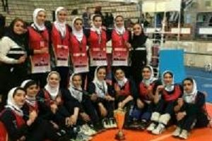 والیبالیست‌های دختر کردستانی نشان برنز دسته سوم امید کشور را کسب کردند