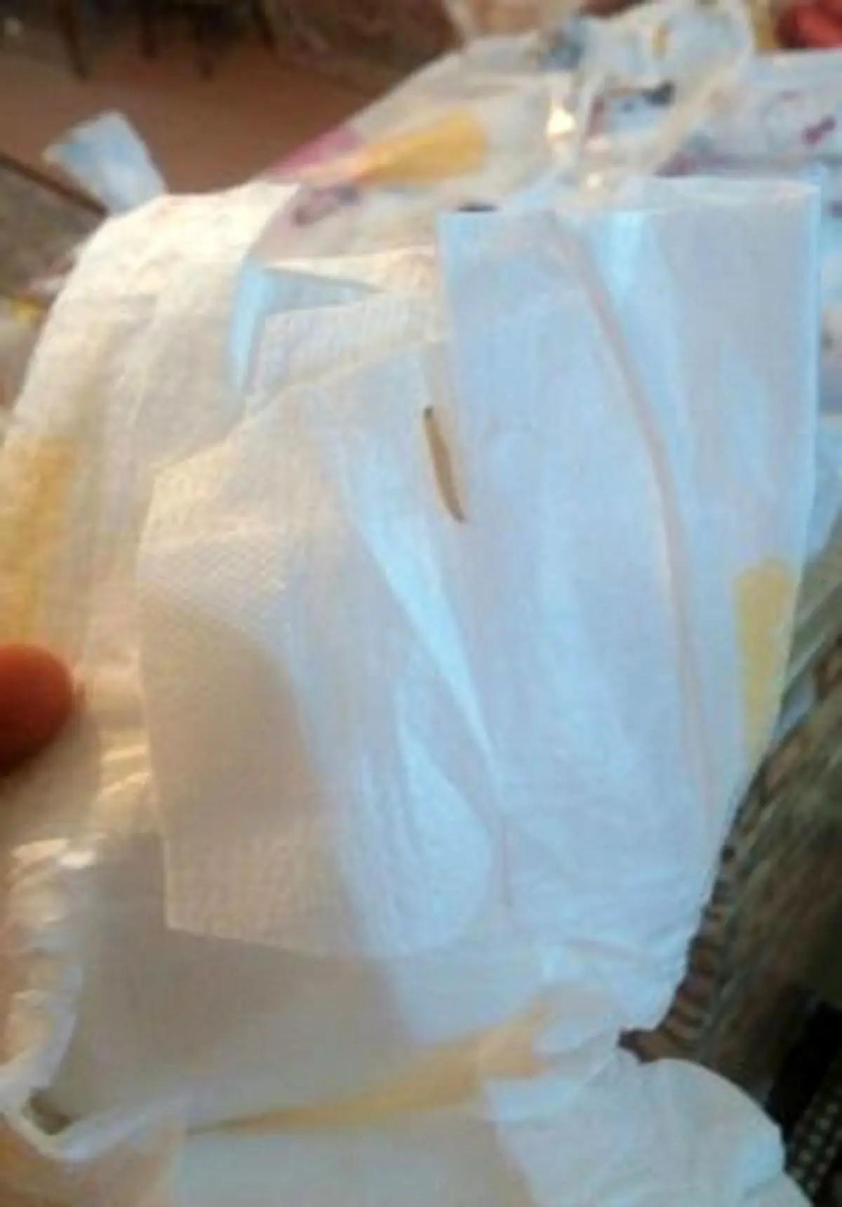 پیدا شدن کرم در محصول بهداشتی کودکان/ سامانه ۱۹۰ پاسخگو نیست