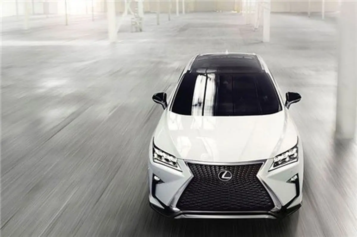 لکسوس RX۲۰۰T با چه قیمتی در بازار تهران معامله می‌شود؟