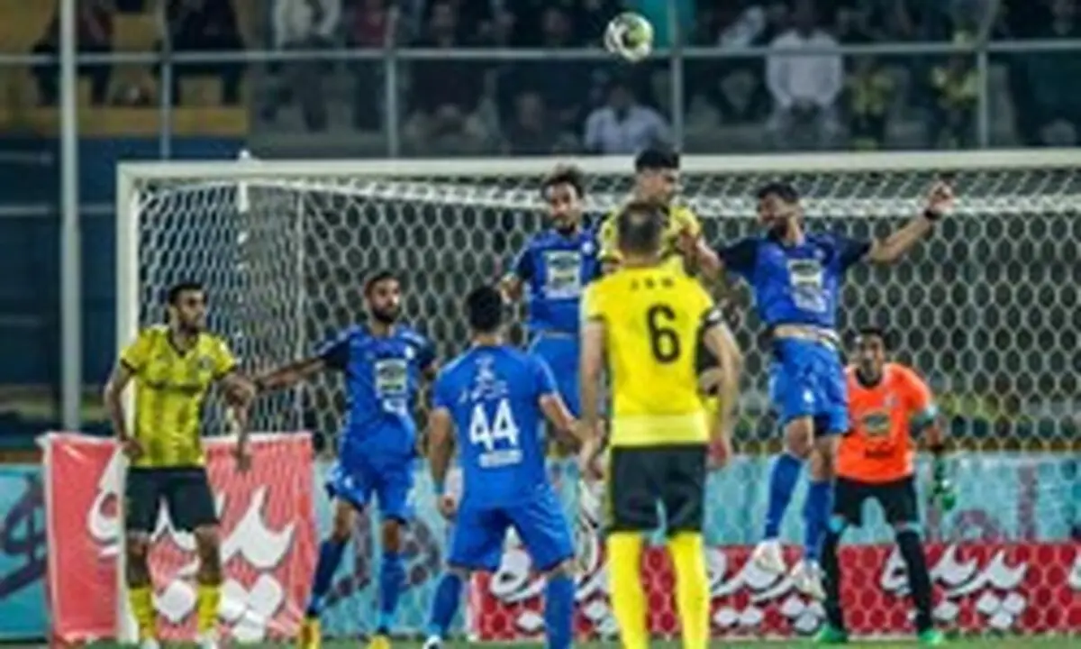استقلال جانشین پرسپولیس می‌شود یا فولاد صدرنشین؟