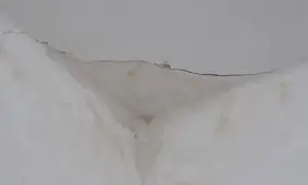 زلزله به برخی منازل روستاییان سنخواست خسارت زد