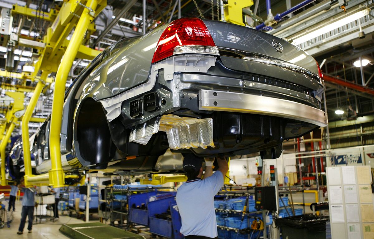تصویب ارز ۴۲۰۰ تومانی برای واردات قطعات خودرو
