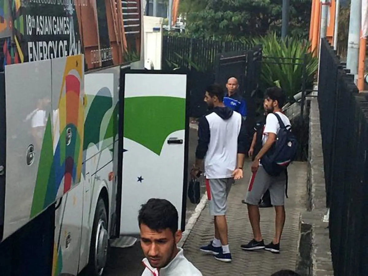 تصویری از اخراج محمدامین اسدی از اردوی تیم ملی