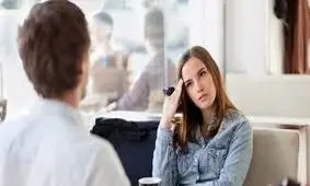 در جواب «دوستت دارم» کسی که دوستش نداریم، چه بگوییم؟