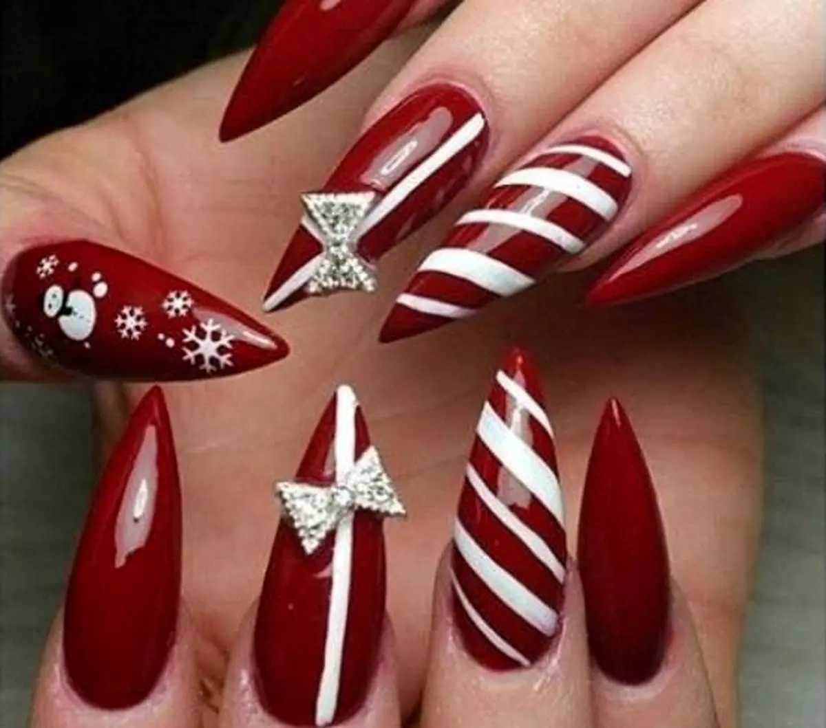 چه فرمی از ناخن برای انگشتان شما مناسب است؟