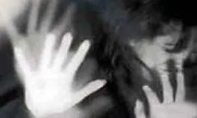 زن جوان بدون اجازه شوهرش 10 شبانه روز با مرد غریبه در چادر تنها بود