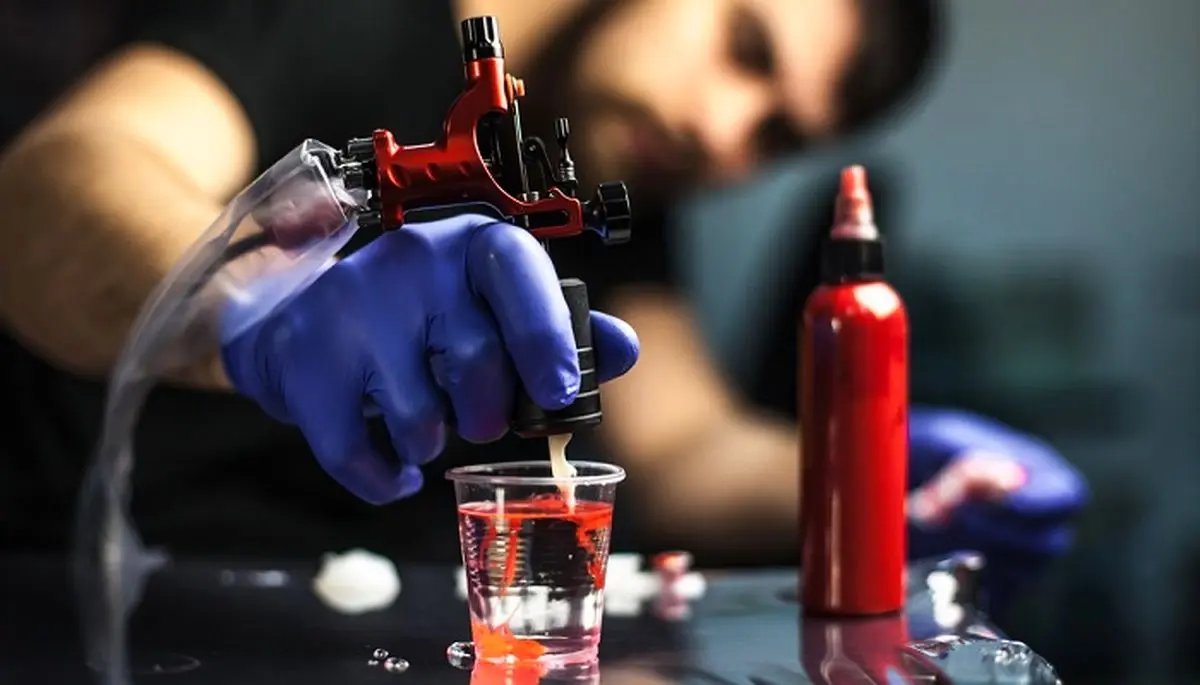 اگر علاقه مند به این رنگ‌ها هستید، ایدز و هپاتیت در یک قدمی شماست!