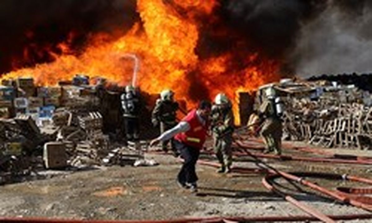 آتشسوزی در یکی از دامداریهای شهرکرد