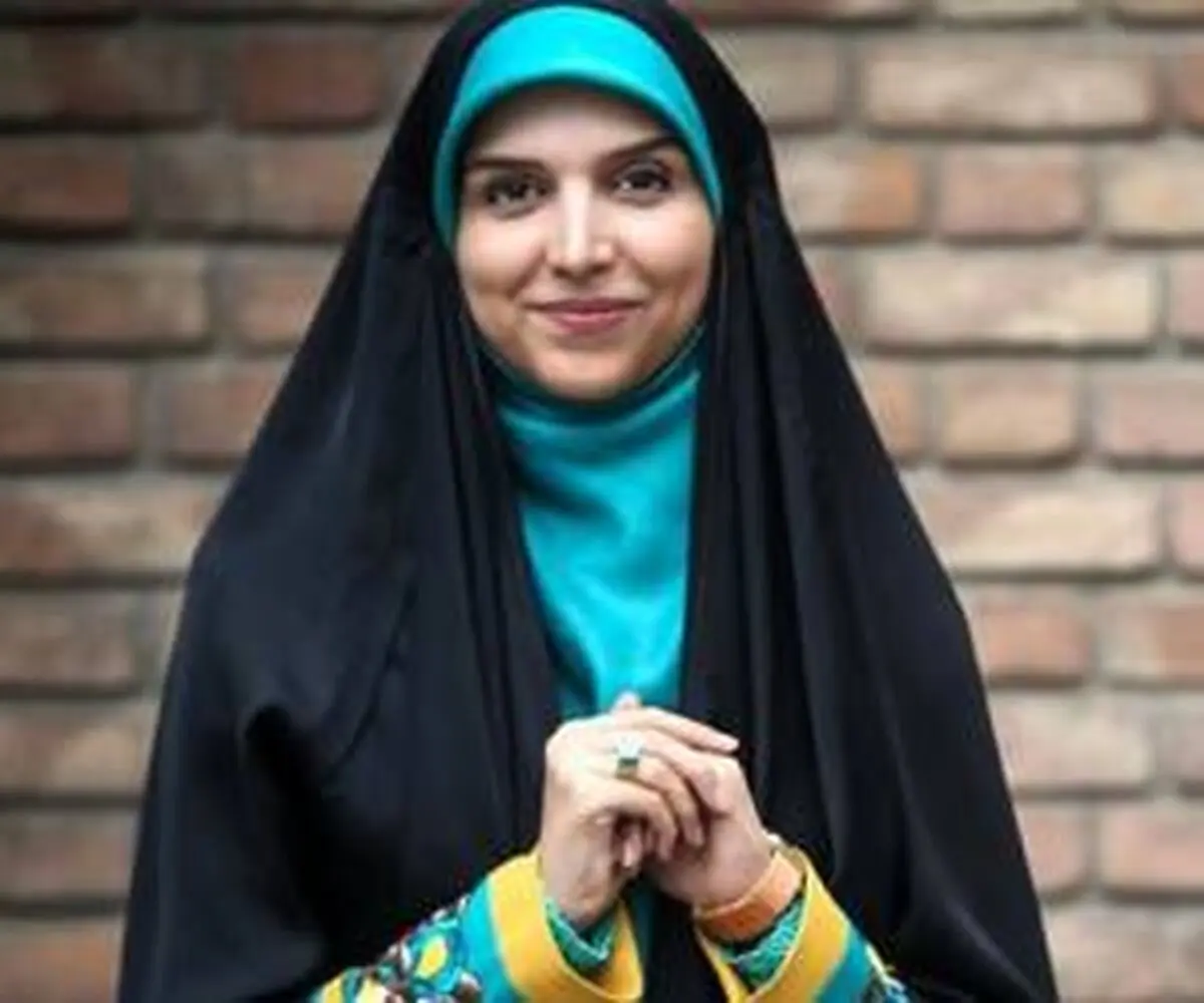 حس خوب مژده لواسانی در بین الحرمین + عکس