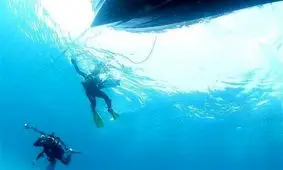 گزارش نهایی تیم مشاور عملیات غواصی سانچی اعلام شد/یافتن شهدای سانچی غیرممکن است