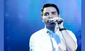 خواننده خوش اخلاقی هستم/ عقبی ها بیایند جلو بنشینند