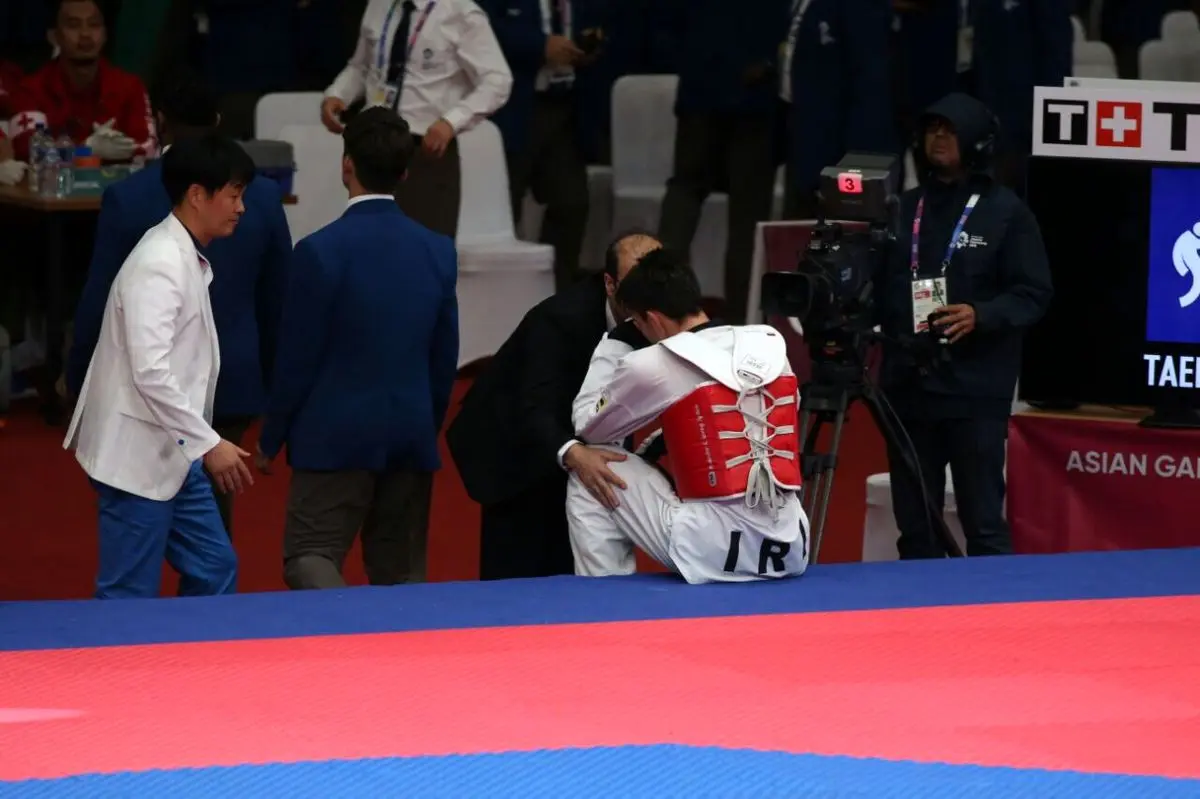 هدیه سرمربی سابق تیم ملی تکواندو ایران به امیر محمد بخشی