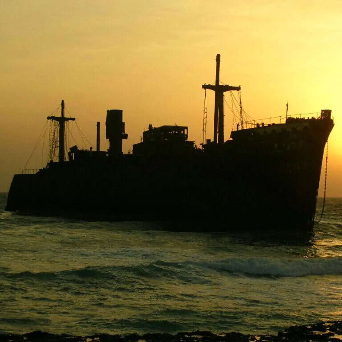 کشتی یونانی ناپدید شد!