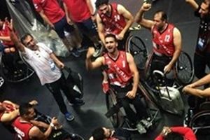 جدال با انگلیس برای راهیابی به فینال جهانی