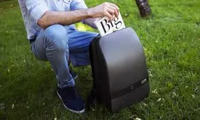 کوله پشتی مخصوص درس خوان ها/ پیشرفته‌ترین فناوری‌ها در این کیف جمع شده است