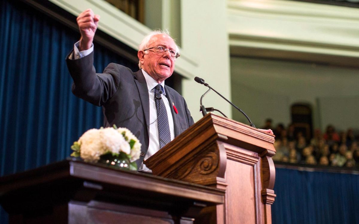 برنی سندرز لایحه ای علیه ثروتمندان آمریکا به سنا می برد