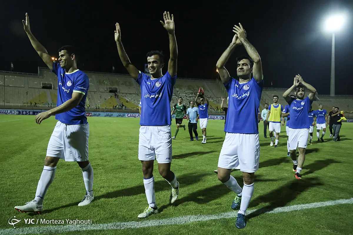 استقلال خوزستان پاداش گرفتند
