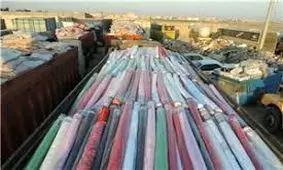 کشف 4 کانتینر پارچه قاچاق
