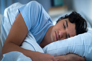 5 دلیل پنهان و هشداردهنده كه شما را نیمه شب از خواب بيدار می‌كنند+راه درمان