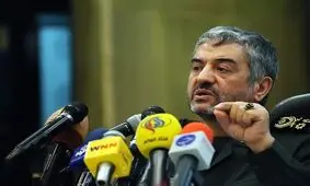 سرلشکر جعفری: سپاه در فعالیت‌های اقتصادی ورود پیدا نمی‌کند/ از نظر سیاسی از رهبری تذکر نگرفته ایم