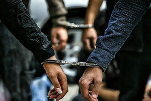 دستگیری تیم سه نفره قاچاق قرص‌های روانگردان در آبادان