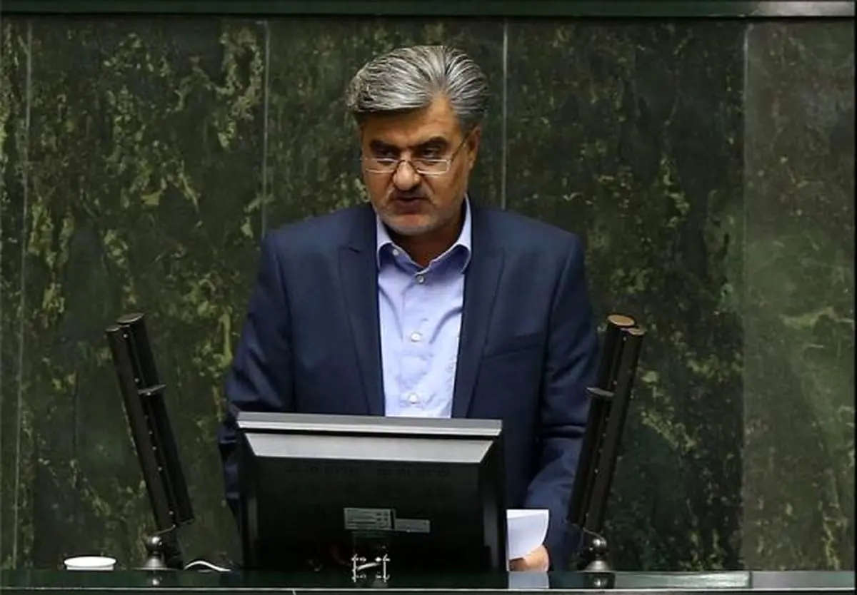 وقتی نماینده شیروان فحاشی می‌کند/ عزیزی خطاب به لاهوتی: گوساله! احمق!